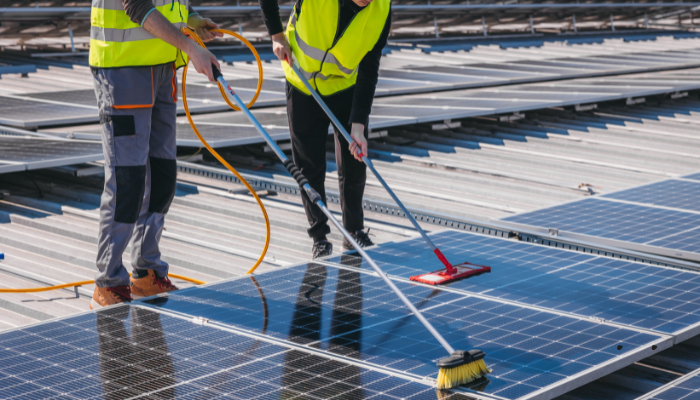 Solar Panel Cleaning Westlake Guide for Homeowners